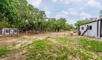 140 Wood Valley Dr, Adkins, TX 78101