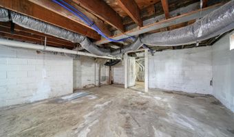 110 W Albert, Adrian, MI 49221