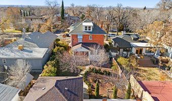 412 11th St NW, Albuquerque, NM 87102