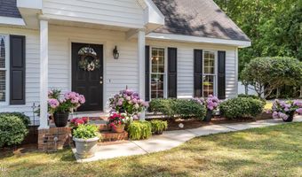 918 Circle Dr, Angier, NC 27501