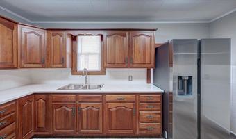 1320 N 9th St, Arkansas City, KS 67005