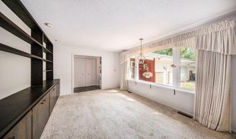 1480 Shevchenko Dr, Ann Arbor, MI 48103