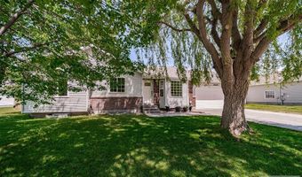 3889 Taylorview Ln, Ammon, ID 83406