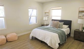 7040 3rd, Los Angeles, CA 90043