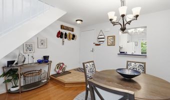 2102 CHESAPEAKE HARBOUR Dr E, Annapolis, MD 21403
