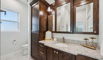 735 E 850 S, Centerville, UT 84014