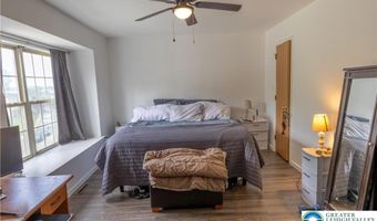 257 Ridgeview Dr, Alburtis, PA 18011