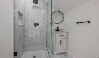 31 Gloria Dr, Allendale, NJ 07401