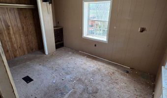 484 Yellow Skin Rd, Autryville, NC 28318