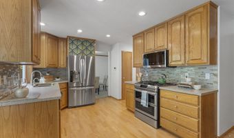 8453 SW 181ST Ave, Beaverton, OR 97007