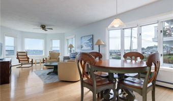 73 Conanicus Ave 4, Jamestown, RI 02835