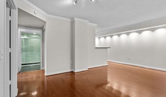 880 N POLLARD St N 224, Arlington, VA 22203