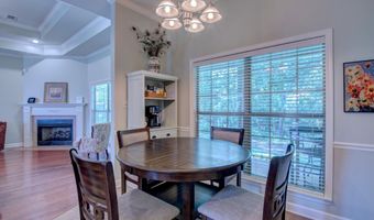 3816 Legacy Village Dr, Benton, AR 72015
