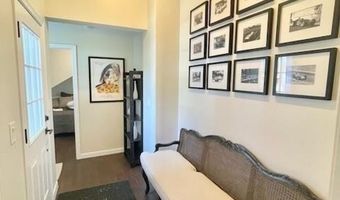 24 Anthony St, Newport, RI 02840