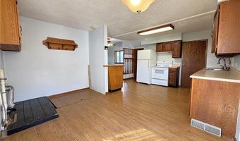 212 4th St NE, Aitkin, MN 56431
