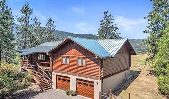 11597 Corp Ranch Rd, Ashland, OR 97520