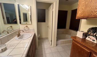 18668 Kamana Rd, Apple Valley, CA 92307