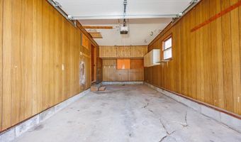 710 Field St, Altamont, IL 62411