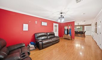 902 Travis Ave, Alvarado, TX 76009
