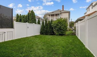 27 Dartmouth St #27, Arlington, MA 02474