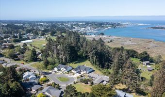 576 Klamath Ave NE 1101, Bandon, OR 97411