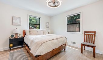 3662 VACATION Ln, Arlington, VA 22207