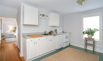 46 Corne St, Newport, RI 02840