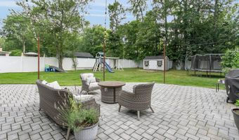26 Herb Rd, Middletown, NJ 07748