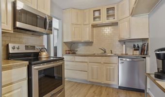 2695 Mull Ave B, Akron, OH 44321