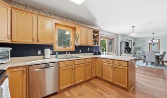 108 Gates Cv, Auburn, IN 46706