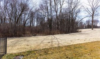 27632 Maryjane Ln E, Chesterfield, MI 48047