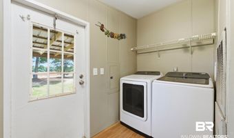 926 Tumbling Ln, Atmore, AL 36502