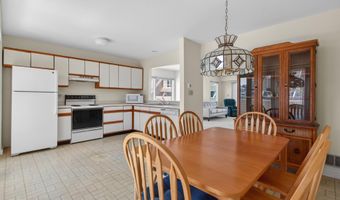53 CAPE HENLOPEN Dr 109, Lewes, DE 19958