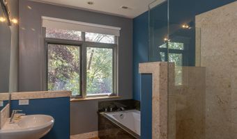 75 Sterling Dr, Bellevue, ID 83313
