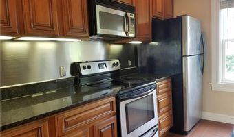 3 Bay View Ave 5, Bristol, RI 02809