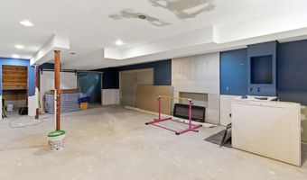 801 Cranberry Rd, Beachwood, NJ 08722