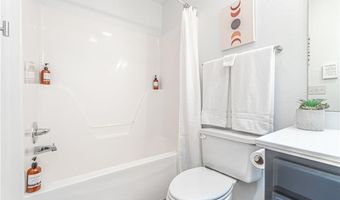 1 Preston Ln, Bella Vista, AR 72714
