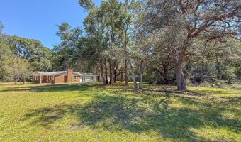 5703 Old River Rd, Baker, FL 32531