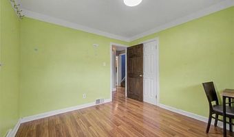 9952 Park Ave, Allen Park, MI 48101
