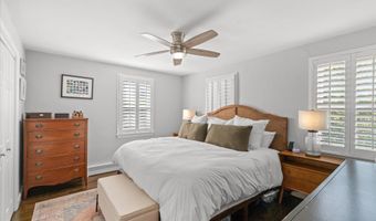 1610 SUTER St, Alexandria, VA 22314