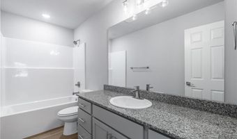 6300 NW Kathleen St, Bentonville, AR 72713