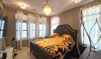 1209 N CHARLES St 202, Baltimore, MD 21201