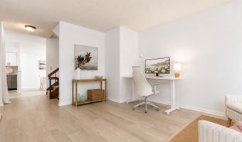 65 Peddlars Dr 65, Branford, CT 06405