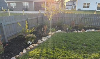 11 Cider Mill Dr, Ashville, OH 43103