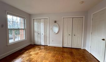 3281 SUTTON Pl NW C, Washington, DC 20016