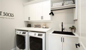 6410 Halcyon Garden Dr, Alpharetta, GA 30005