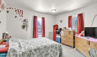 215 N York St, Albion, IN 46701