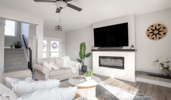 3217 Lakeview Dr SE, Altoona, IA 50009