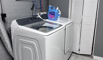 1207 8th St, Aurora, NE 68818