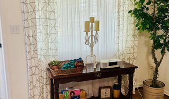 213 Campbell St, Abingdon, VA 24210
